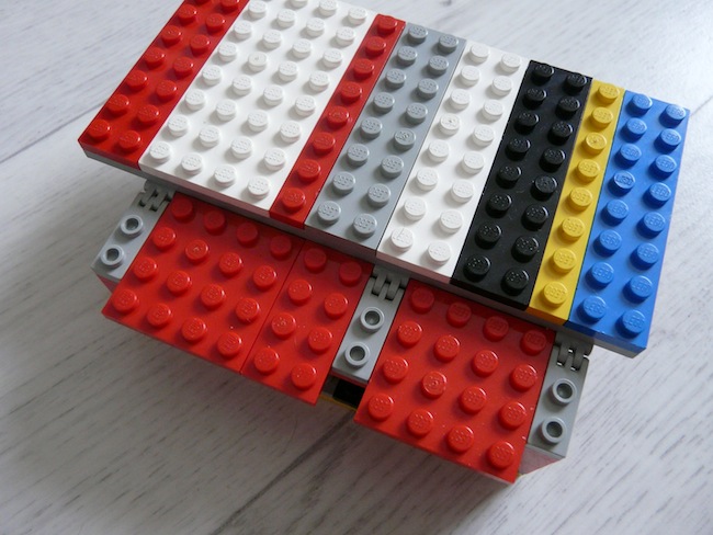 Construisez votre boîtier pour le Raspberry Pi en LEGO - Boîtier LEGO pour Raspberry Pi finalisé