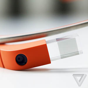 Google Glass sera disponible pour vous cette année, pour un peu plus qu&rsquo;un Chromebook Pixel