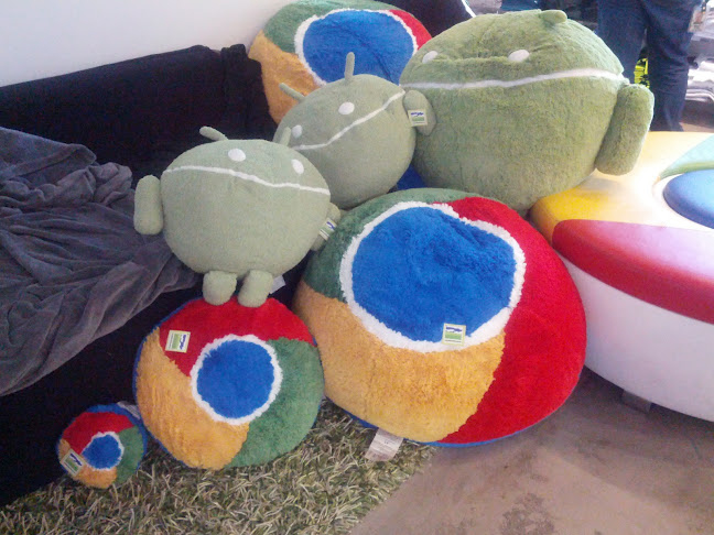 Google se met maintenant à vendre des oreillers Chrome !