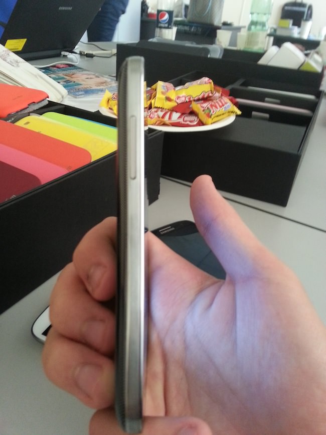 Le Samsung Galaxy S4 Mini se dévoile sur la toile