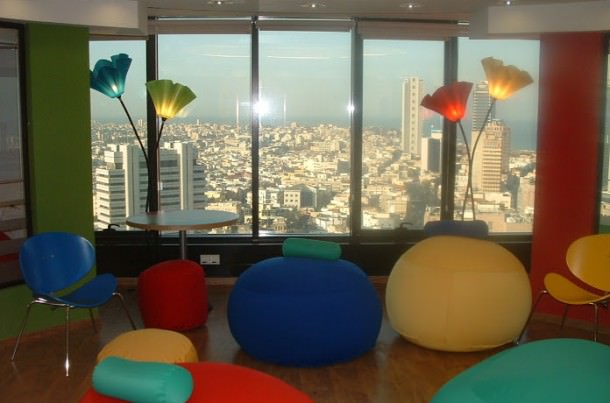 Pourquoi tout le monde veut travailler chez Google ? Ah oui ... voilà pourquoi - Nouveaux bureaux Google à Tel-Aviv