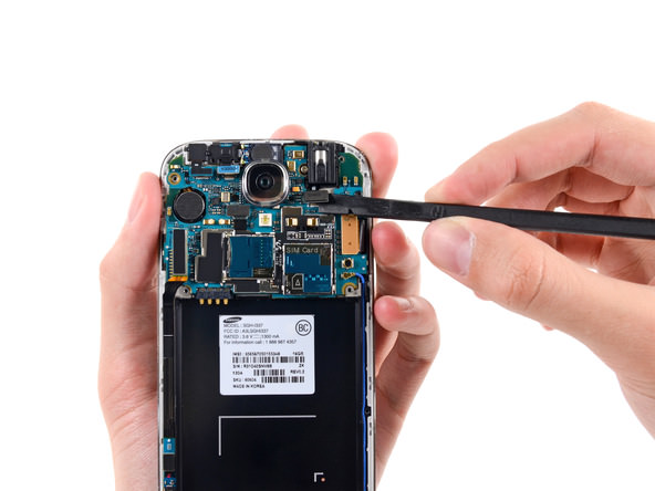 Le Galaxy S4 est aussi facile à réparer que le Galaxy S3 révèle iFixit 55 v1PUAnIDLwjNABZa.medium