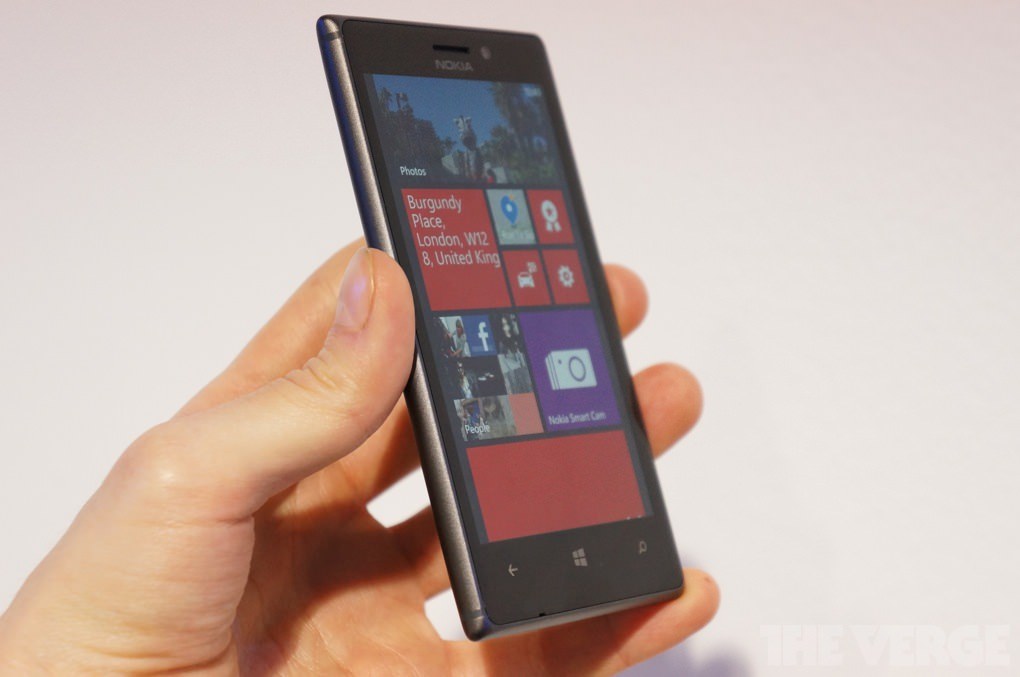Quelques clichés du Nokia Lumia 925, le meilleur Windows Phone actuellement sur le marché 56 Xv05 14 09 50 0220 verge super wide
