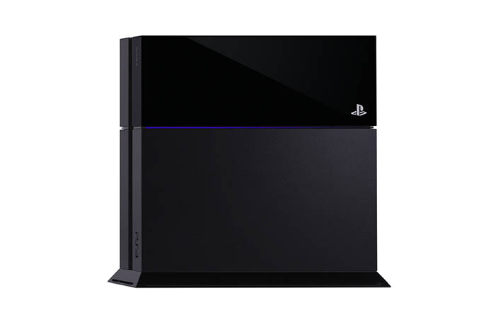 Vue debout de la PlayStation 4