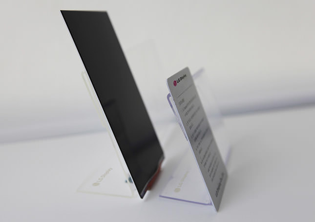 LG dévoile un écran LCD Full HD le plus mince du monde, serait-ce pour le LG G2 ?