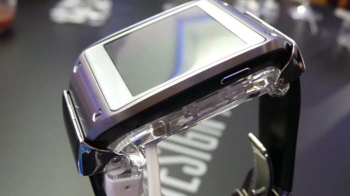 Prise en main de la Samsung Galaxy Gear : un accessoire aux phablettes 33 211