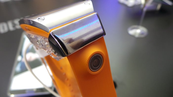Prise en main de la Samsung Galaxy Gear : un accessoire aux phablettes 42 301