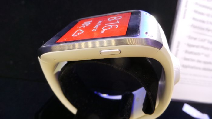 Prise en main de la Samsung Galaxy Gear : un accessoire aux phablettes 15 33