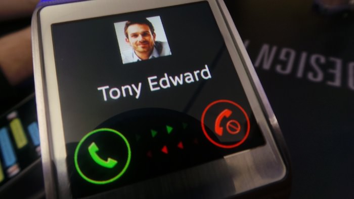 Prise en main de la Samsung Galaxy Gear : un accessoire aux phablettes 45 331