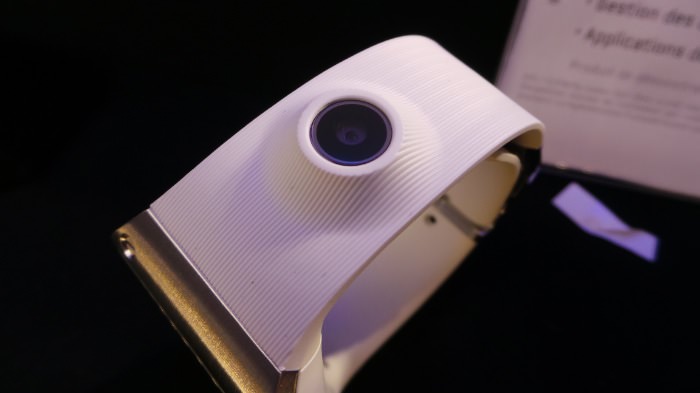 Prise en main de la Samsung Galaxy Gear : un accessoire aux phablettes 20 81