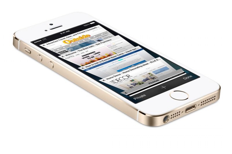 Les photos officielles de l'iPhone 5S 58 iphone 5s gold angled