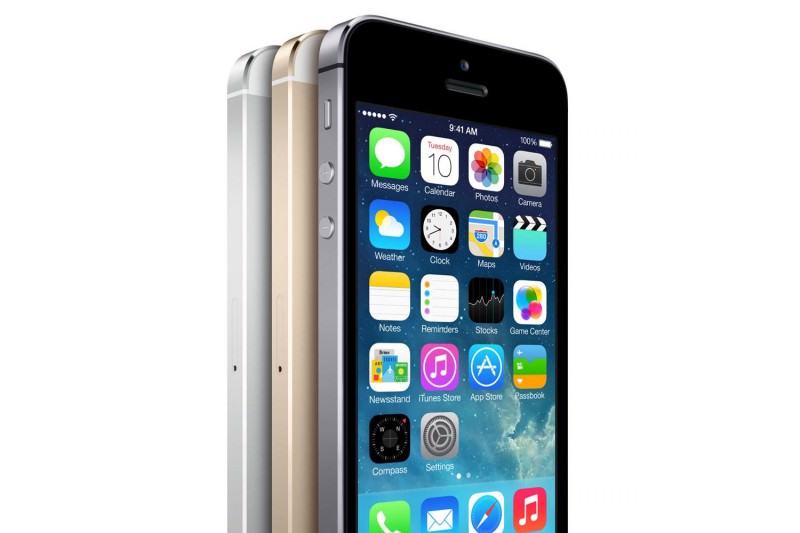 Les photos officielles de l'iPhone 5S 71 iphone 5s vertical lineup 800x600 1