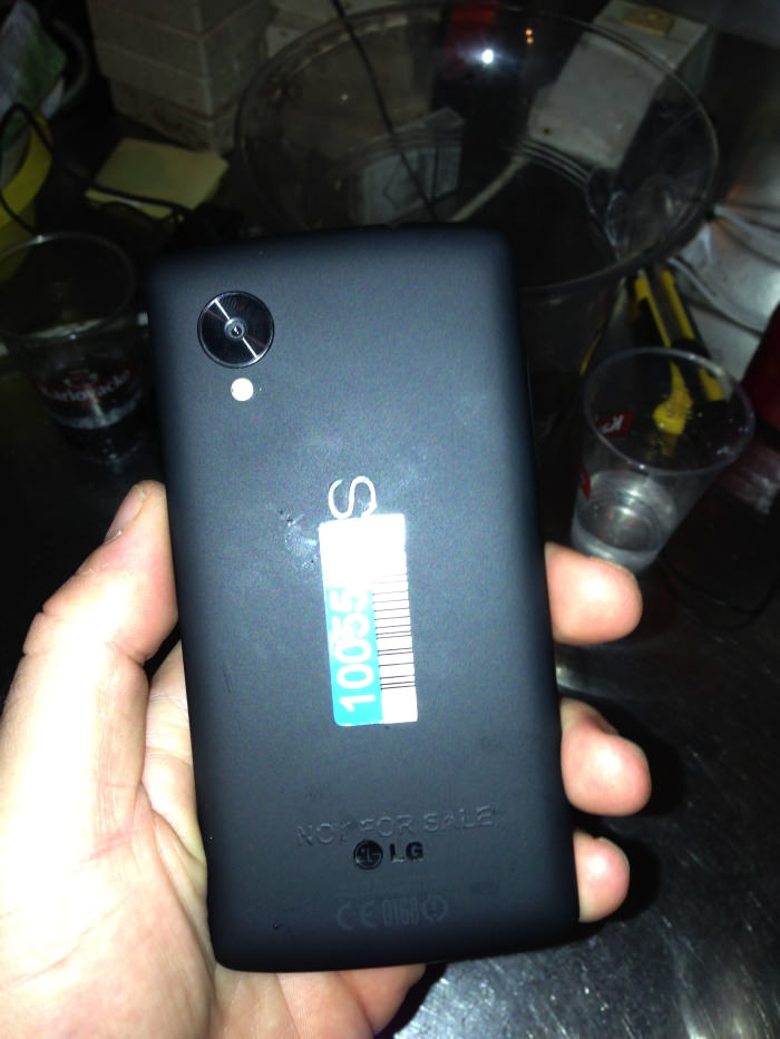 Vue de dos du Nexus 5