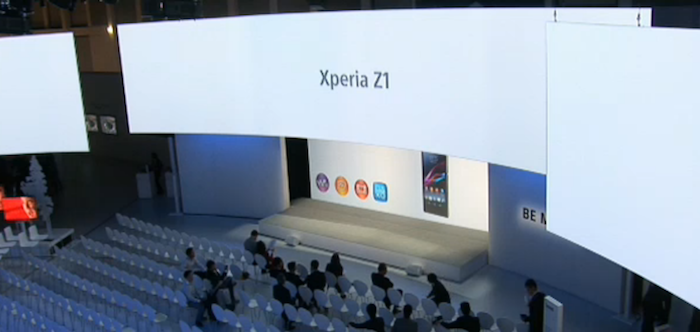 Sony dévoile son photophone, le Sony Xperia Z1, ainsi que diverses applications et accessoires