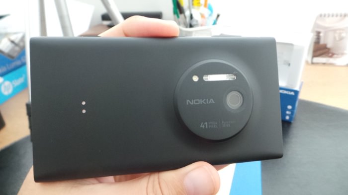 Prise en main et premières impressions du Nokia Lumia 1020, le photophone de Nokia 18 20