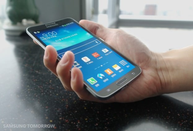 Samsung annonce son Galaxy Round : le début des écrans incurvés 55 SAM 8899 eng
