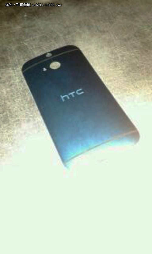 Les premières images du HTC M8, le successeur du HTC One ? 52 les premieres images du htc m8 le successeur du htc one 2