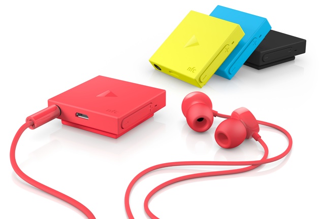 Nokia lance un compact casque NFC dans des couleurs vives, avec un style Lumia