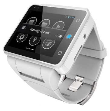 ces14 la neptune pine une smartwatch volontairement massive 1