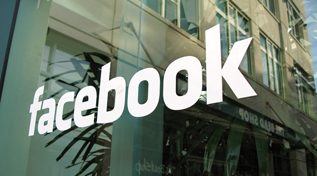 Facebook pourrait lancer une application 'Paper' ce mois-ci, et contester Flipboard