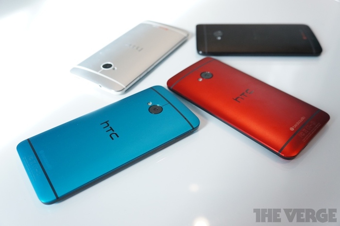HTC One en 4 coloris