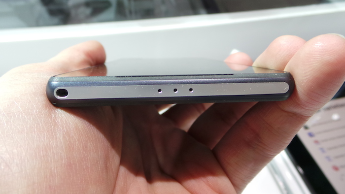 MWC'14 : prise en main du Xperia Z2, le nouveau smartphone phare de Sony 15 20140224 090155
