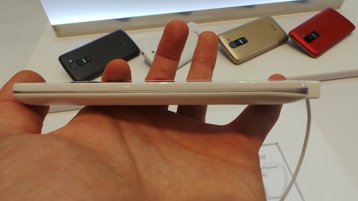 MWC'14 : prise en main du G2 Mini, pourquoi existe t-il ? 18 20140224 101031