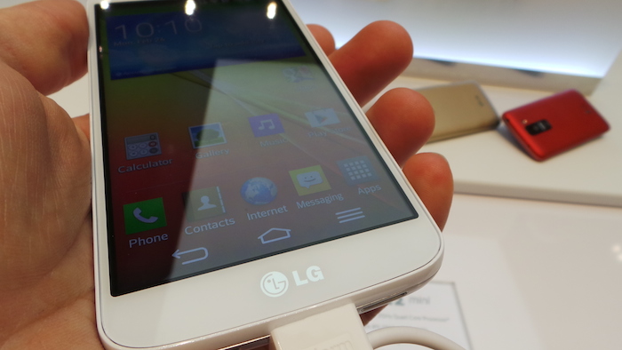MWC'14 : prise en main du G2 Mini, pourquoi existe t-il ? 20 20140224 101133