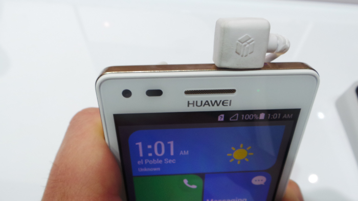 MWC'14 : prise en main du Huawei Ascend G6 18 20140224 134230