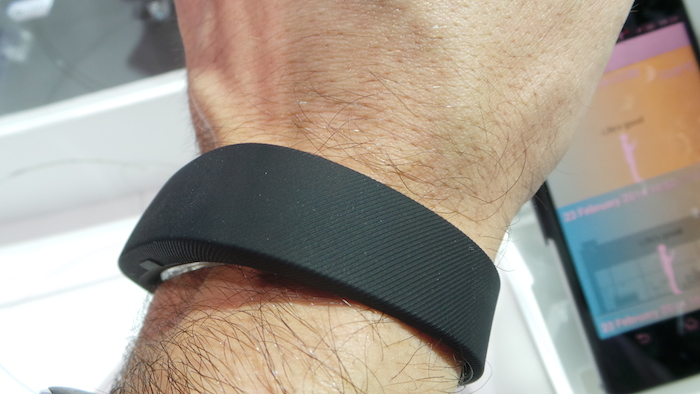 MWC'14 : prise en main du Sony SmartBand et de l'application Lifelog 17 20140224 142427
