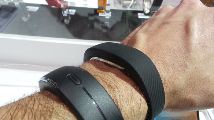 MWC'14 : prise en main du Sony SmartBand et de l'application Lifelog 18 20140224 142436