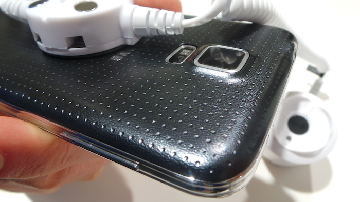 MWC'14 : prise en main du Samsung Galaxy S5, un smartphone complet 17 20140225 143853