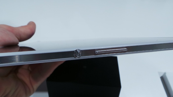 MWC'14 : Prise en main de la Xperia Tablet Z2, une tablette très sexy 17 Sony Xperia Tablet Z2 3