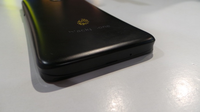 MWC'14 : rencontrez le Blackphone, le smartphone ultra-sécurisé 15 20140226 110344