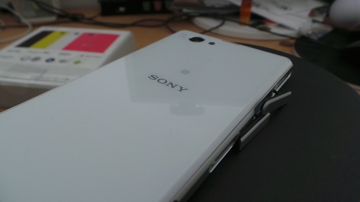 Unboxing et prise en main du Sony Xperia Z1 Compact 22 20140320 135518