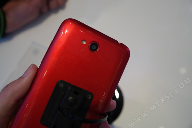 htc d616w octacore 3