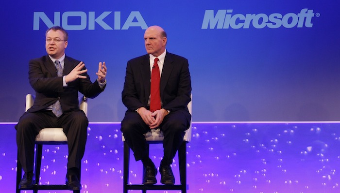 Nokia-Microsoft : le duo reporte la vente en avril