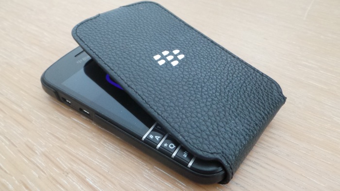 Test de la coque BlackBerry Q10 Flip Shell 23 20140410 133450