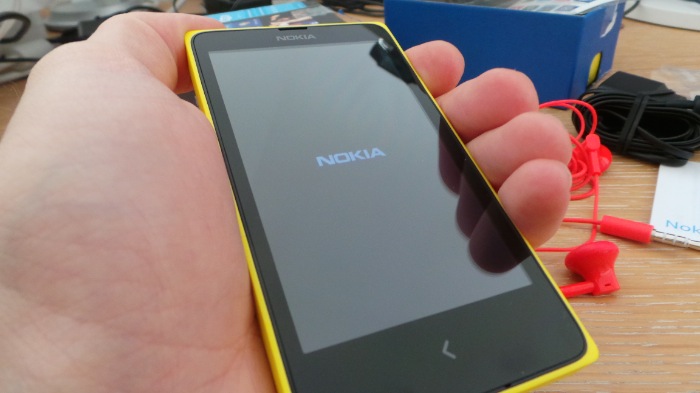 Nokia X : unboxing et premières impressions du Nokia Android 34 20140422 182658