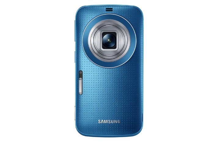 Samsung présente le Galaxy K Zoom 57 Galaxy K zoom Electric Blue 02Lens open