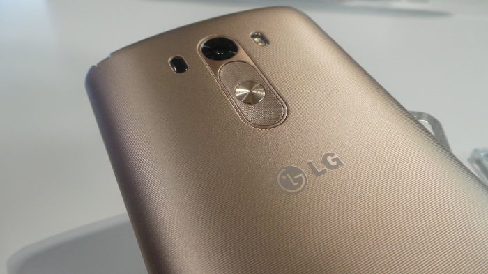 Prise en main du LG G3 : un monstre métallique pour rivaliser avec le HTC One M8 ? 17 20140527 185823