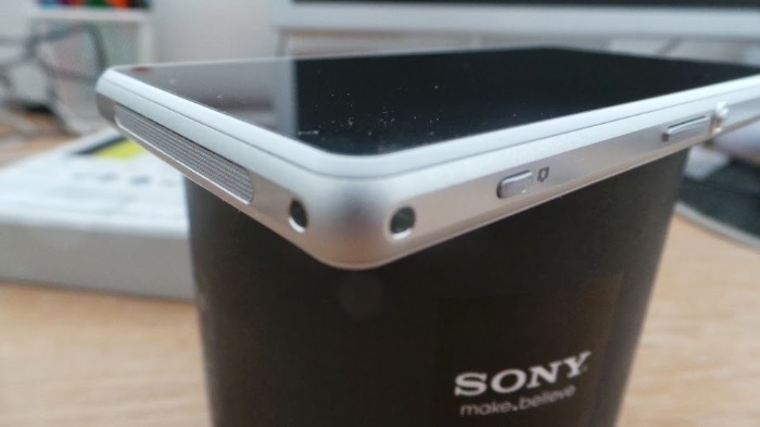 Sony Xperia Z1 Compact : épaisseur de 9,5 mm