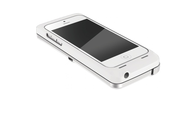 Razer Junglecat : équiper votre iPhone avec un gamepad 73 rzr controller white v3 close 650x433 c