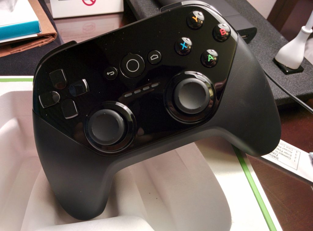 Voici à quoi pourrait ressembler la manette de jeu pour Android TV 55 05 85miTeq