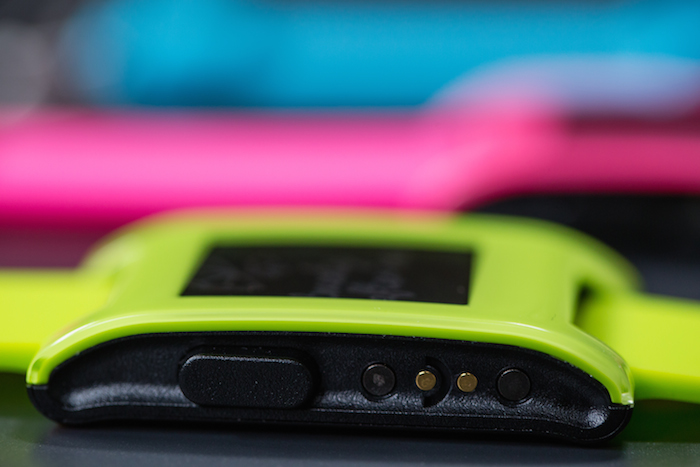 La smartwatch Pebble est désormais disponible en différents coloris 56 pebble 4