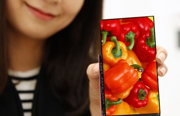 LG dévoile un smartphone avec un écran de 5,3 pouces et des bords de 0.7 mm