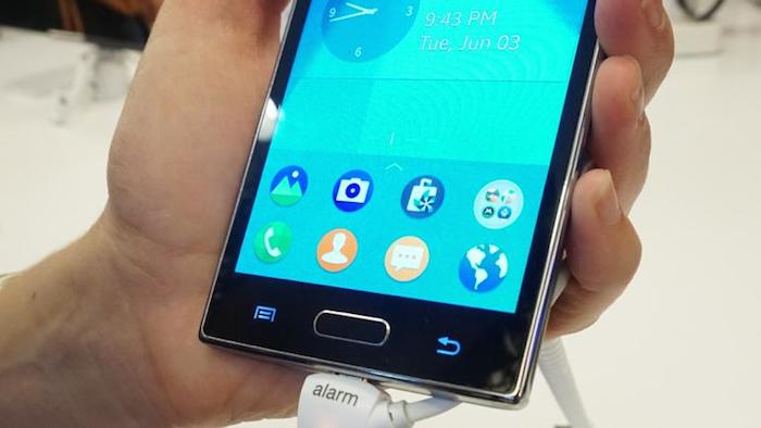 Samsung va lancer un smartphone Tizen d'entrée de gamme