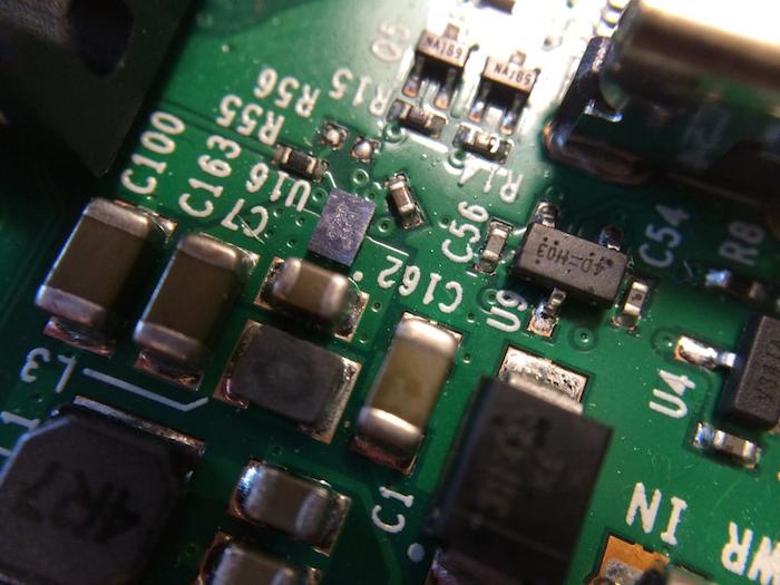 Le Raspberry Pi 2 est timide face à la caméra