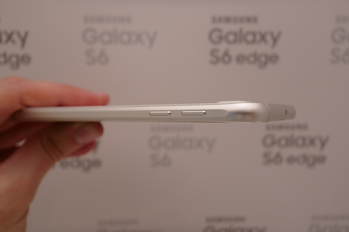 Samsung Galaxy S6 : photos des quatre modèles 58 P1001029