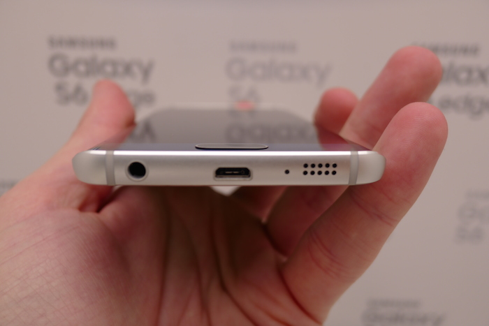 Samsung Galaxy S6 Edge : photos des quatre modèles 63 P1001067